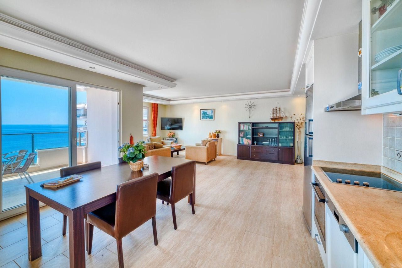 Квартира в Алании, Турция, 130 м² - фото 2