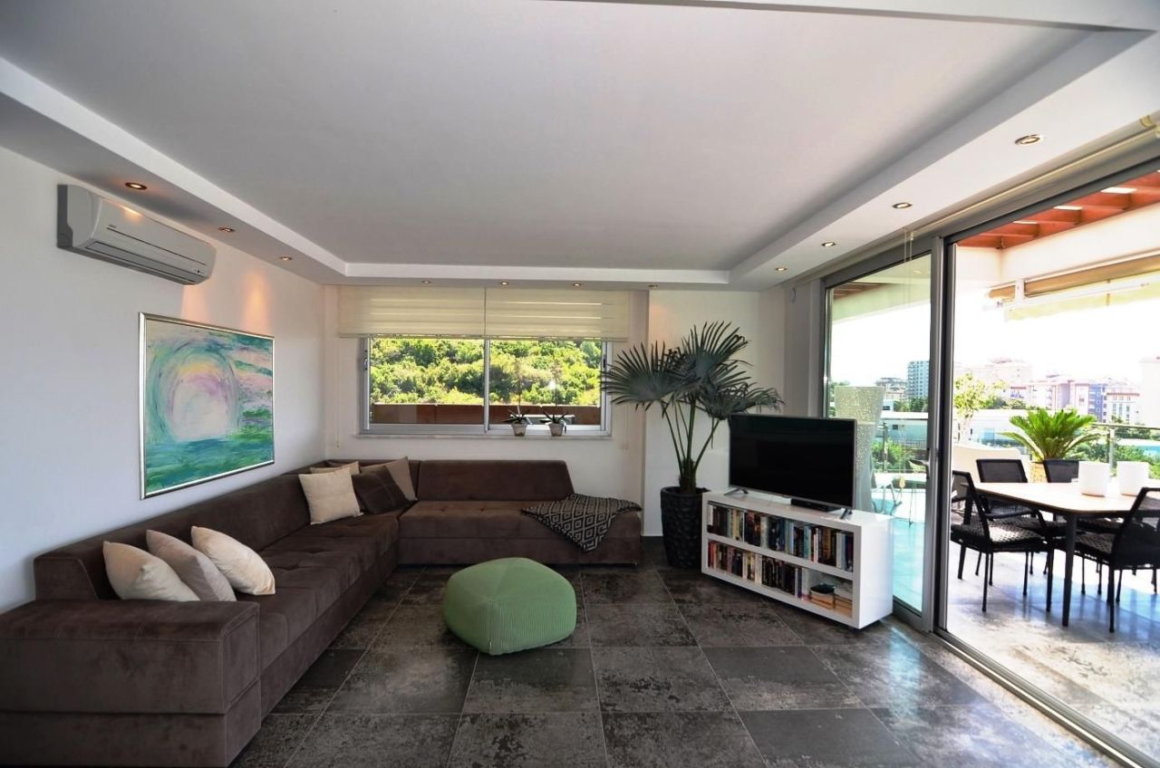 Квартира в Алании, Турция, 170 м² - фото 2