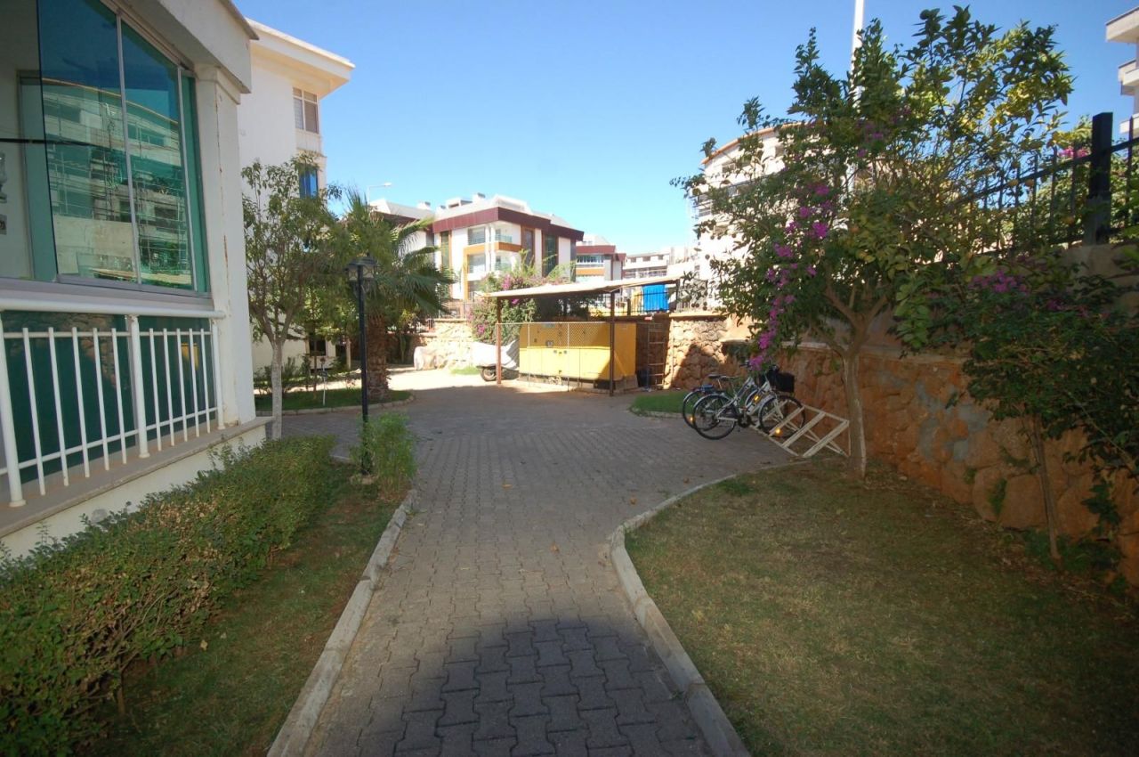 Квартира в Алании, Турция, 100 м² - фото 2