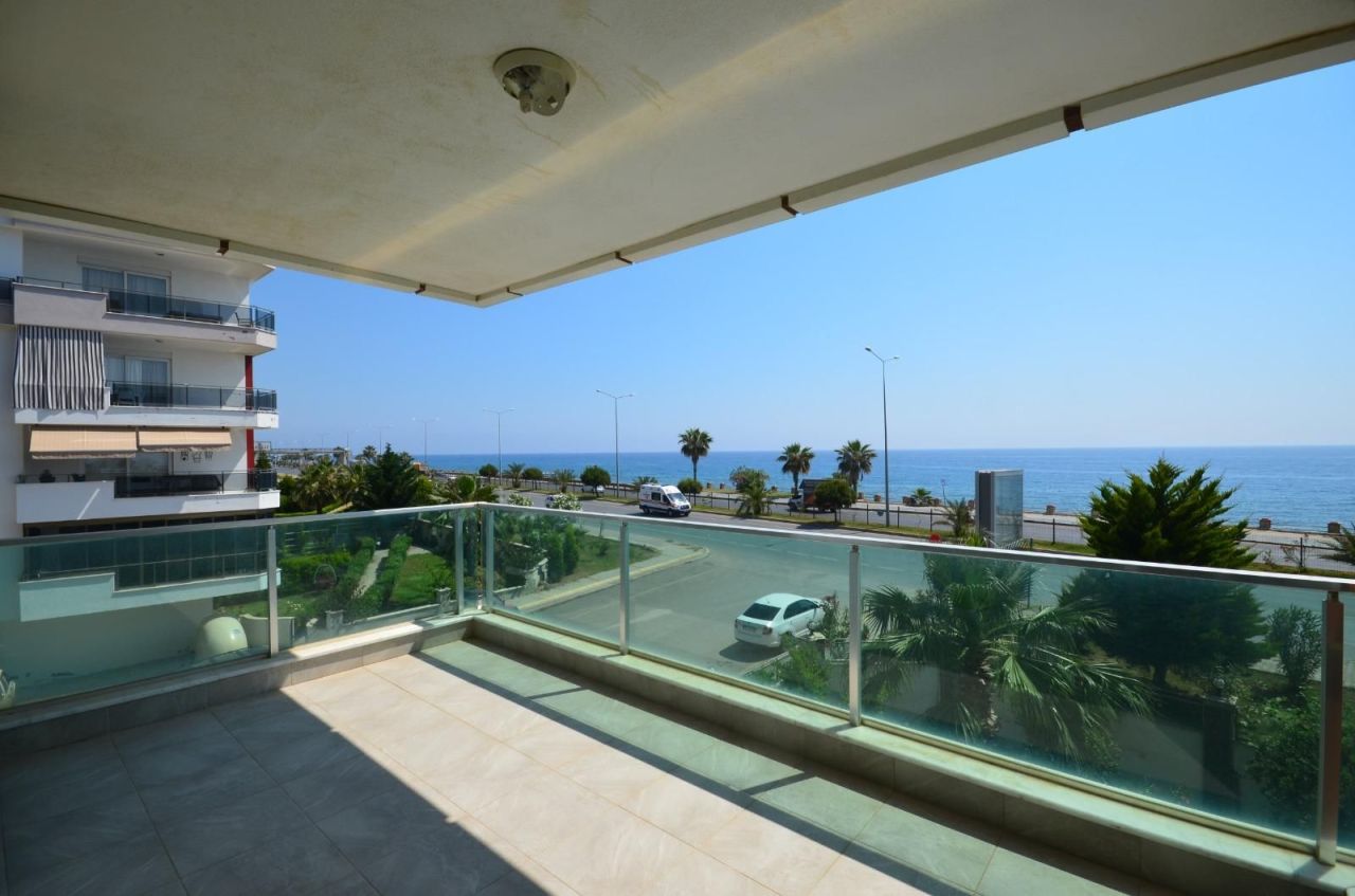 Квартира в Алании, Турция, 170 м² - фото 2