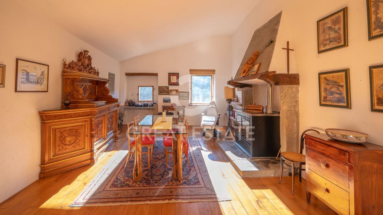 Дом в Губбио, Италия, 390.6 м² - фото 10