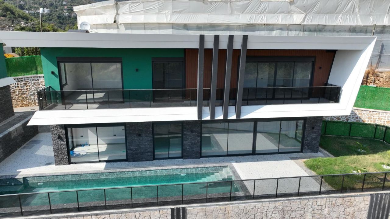 Вилла в Алании, Турция, 280 м² - фото 1