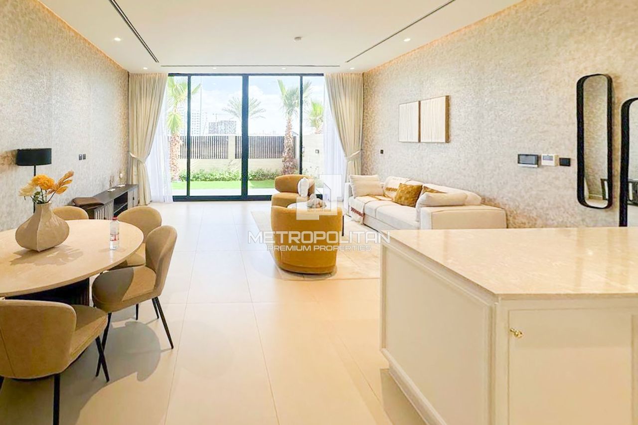 Таунхаус в Дубае, ОАЭ, 227 м² - фото 1