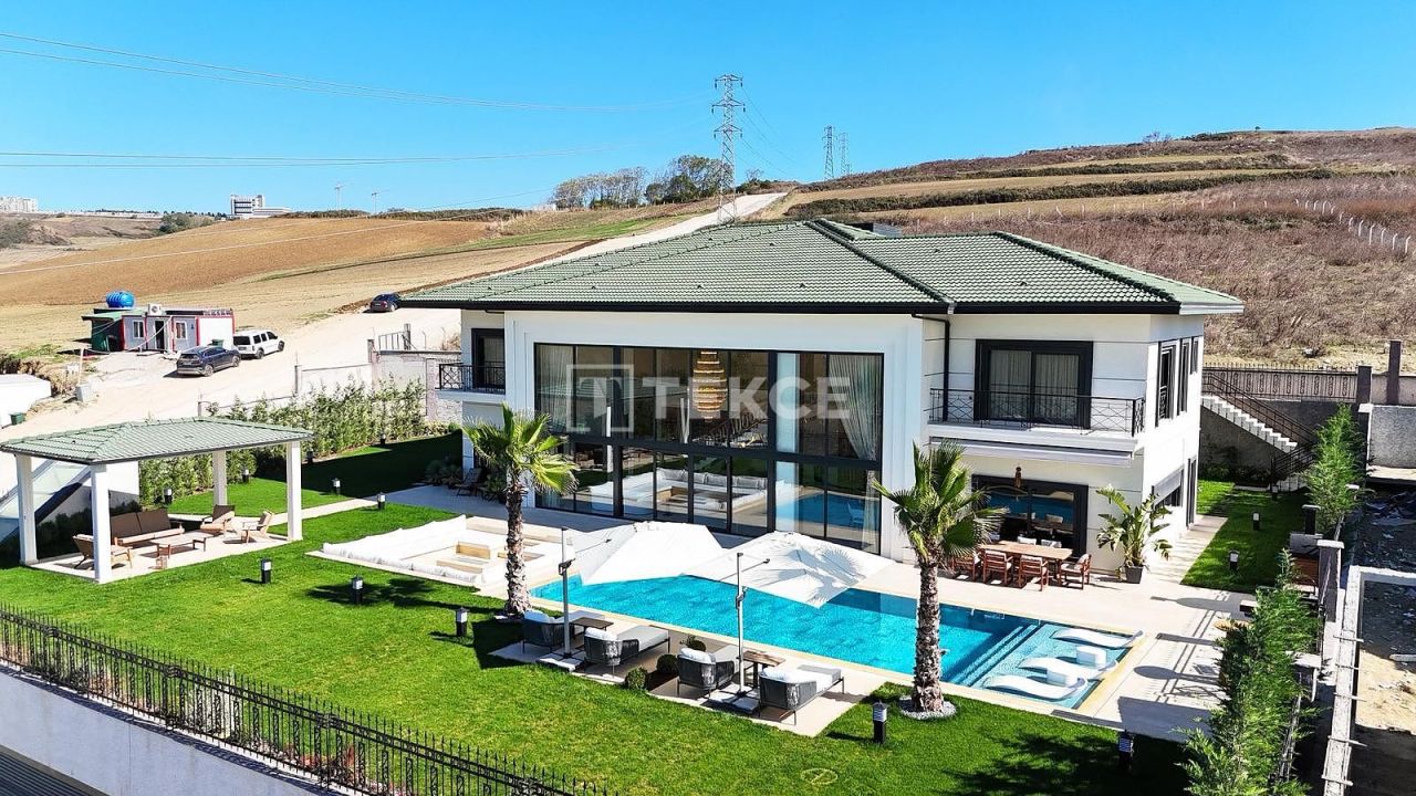 Вилла в Стамбуле, Турция, 930 м² - фото 2