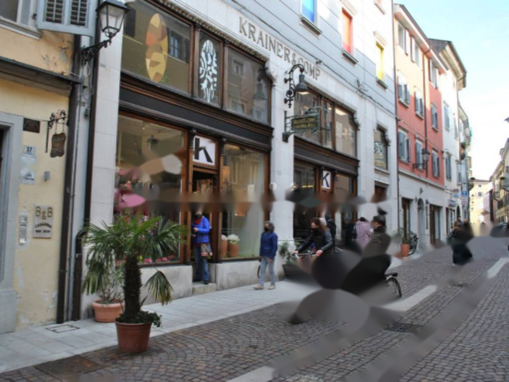 Квартира в Гориции, Италия, 800 м² - фото 2