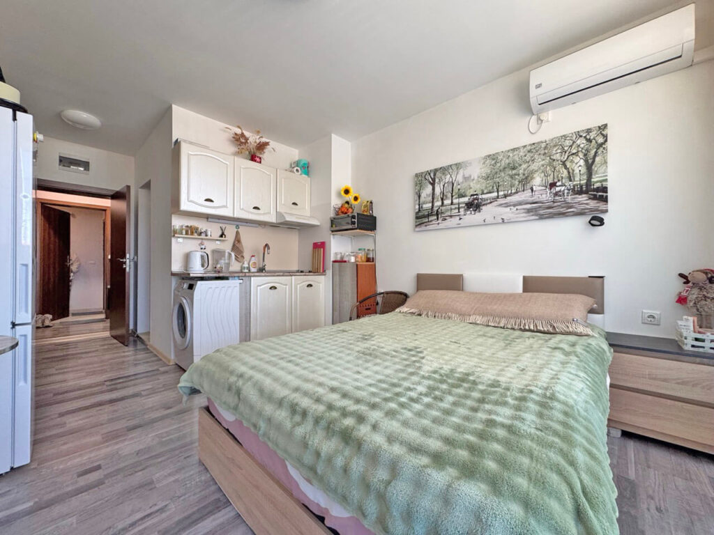 Студия на Солнечном берегу, Болгария, 35 м² - фото 1