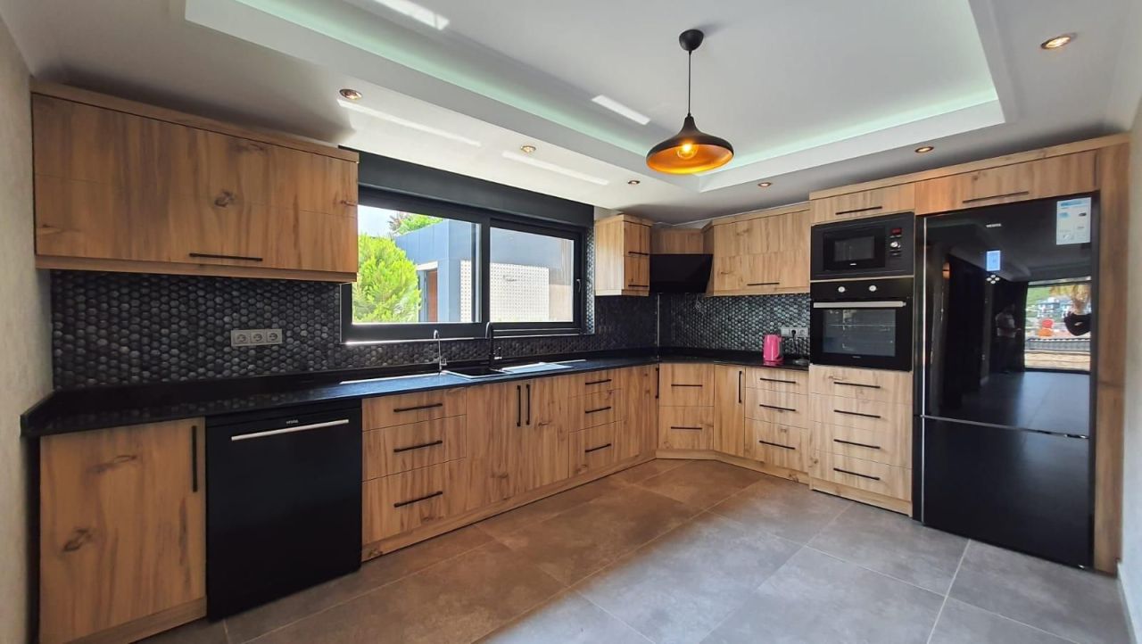 Вилла в Алании, Турция, 300 м² - фото 4