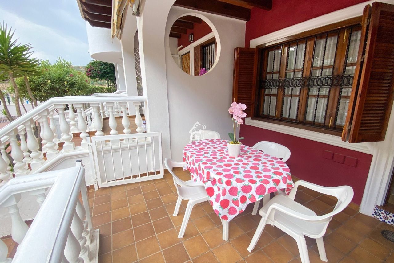 Апартаменты в Гуардамар-дель-Сегура, Испания, 95 м² - фото 1