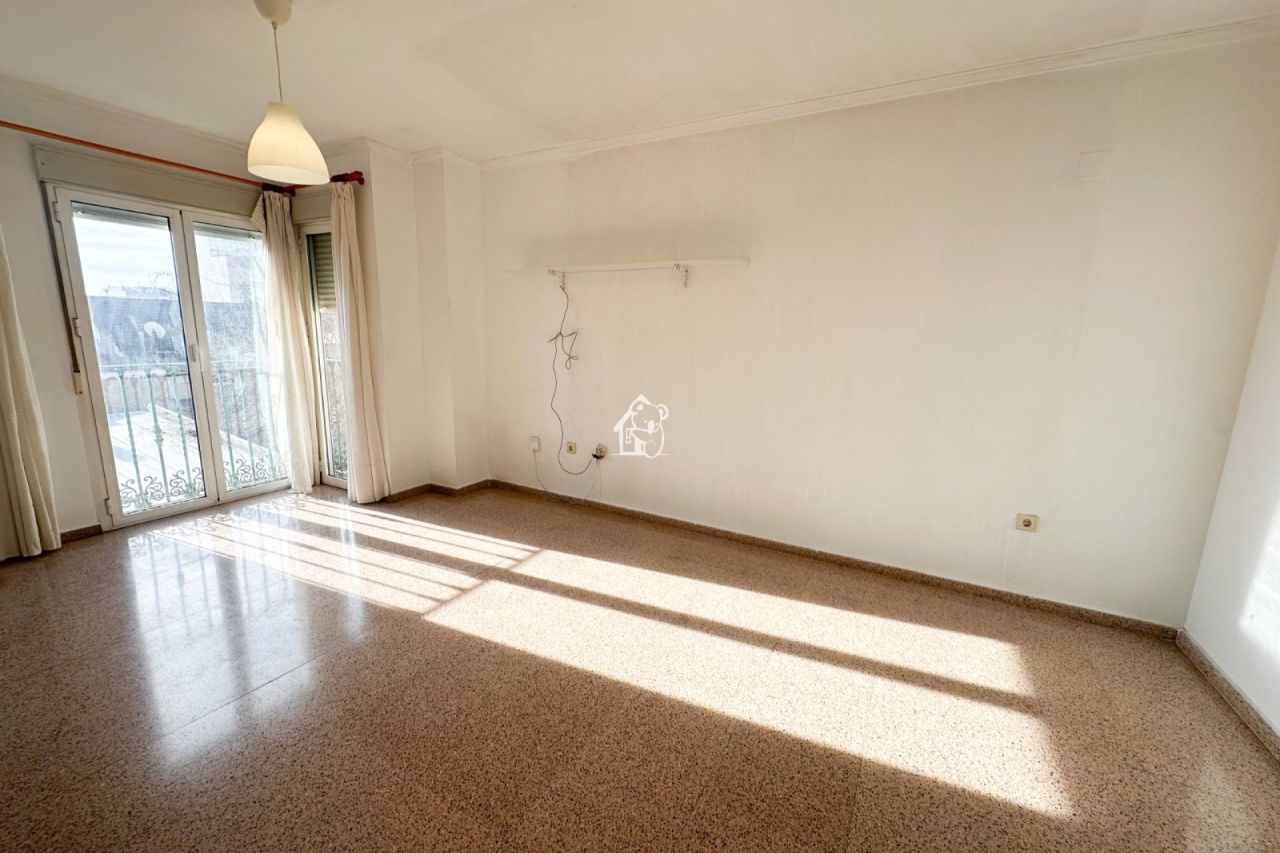 Апартаменты в Альморади, Испания, 94 м² - фото 2