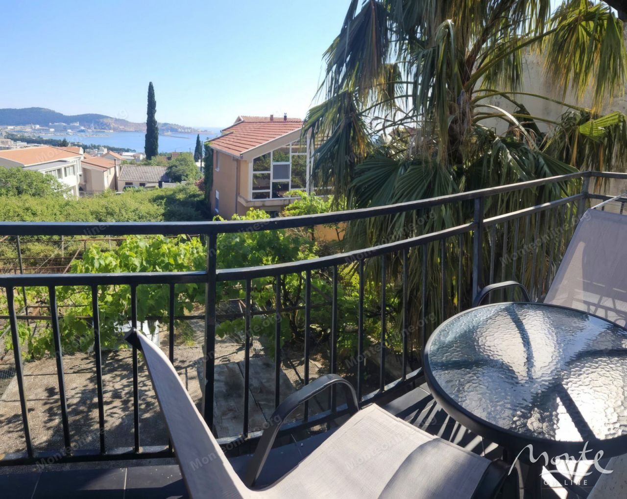 Апартаменты в Баре, Черногория, 42 м² - фото 1