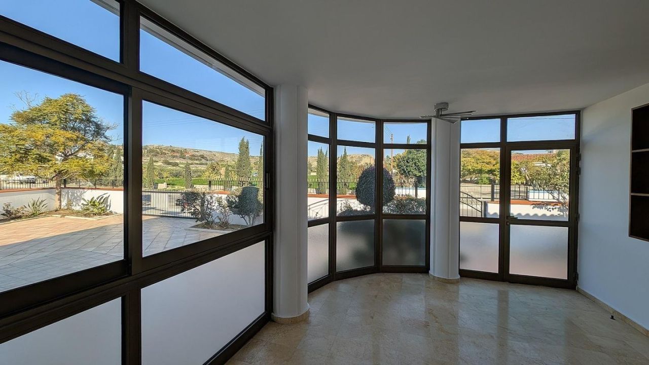 Вилла в Ларнаке, Кипр, 393 м² - фото 7