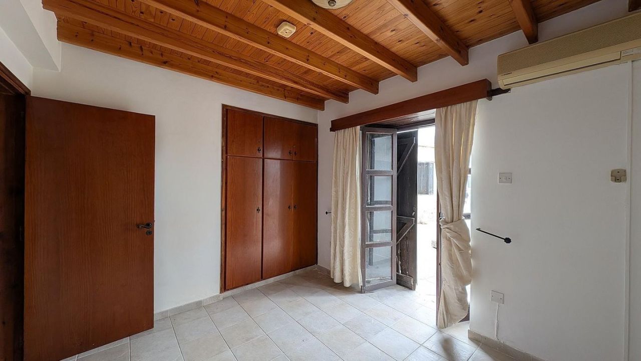 Бунгало в Пафосе, Кипр, 150 м² - фото 14