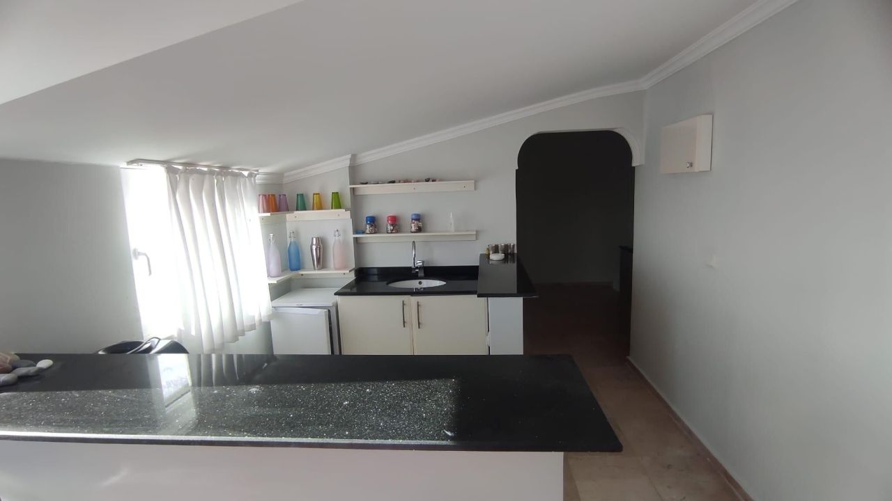 Квартира в Алании, Турция, 300 м² - фото 4