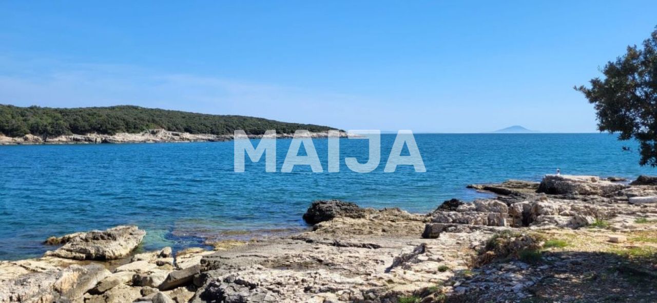 Земля в Пуле, Хорватия, 1 900 м² - фото 9