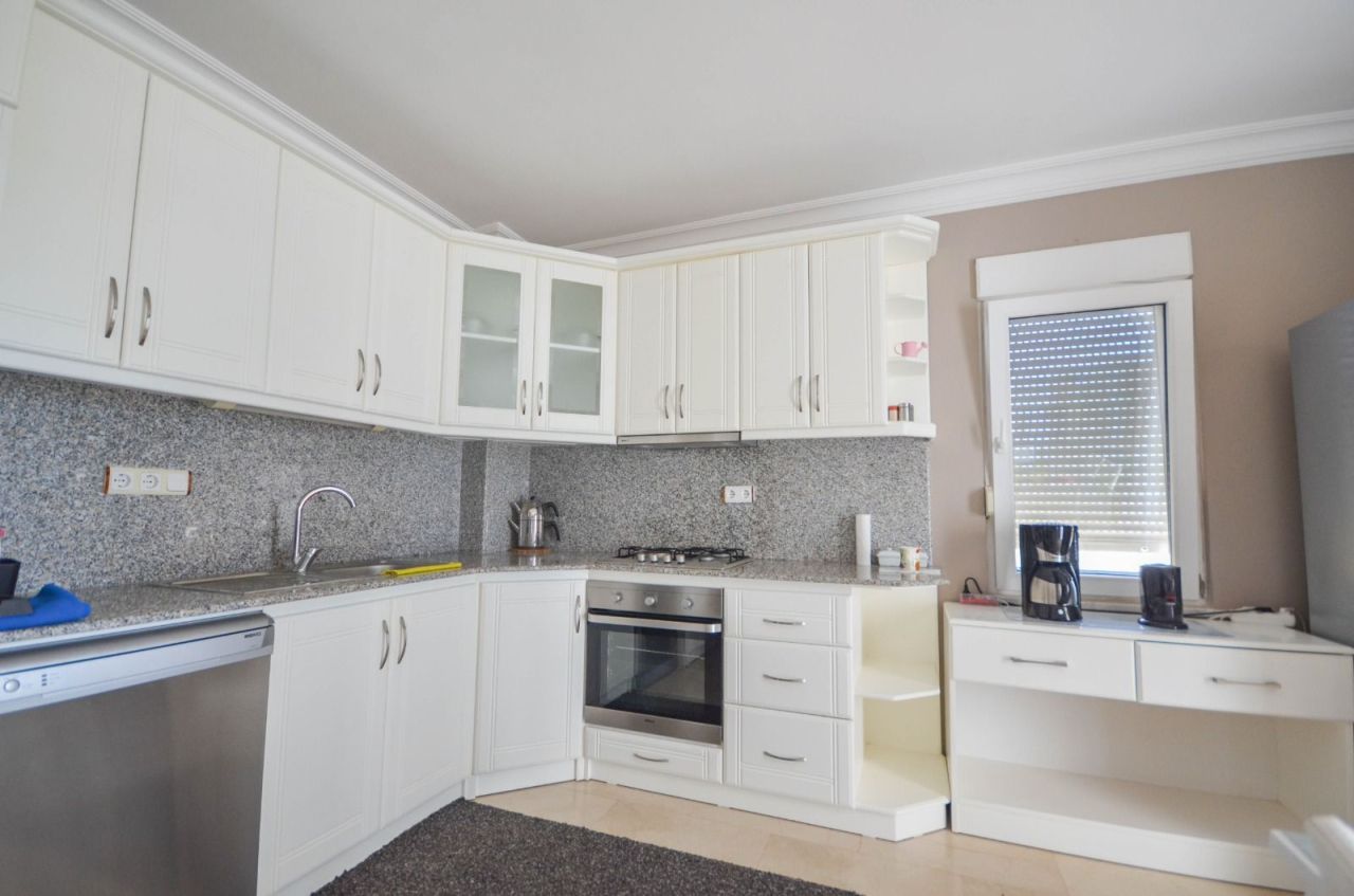 Вилла в Алании, Турция, 350 м² - фото 8