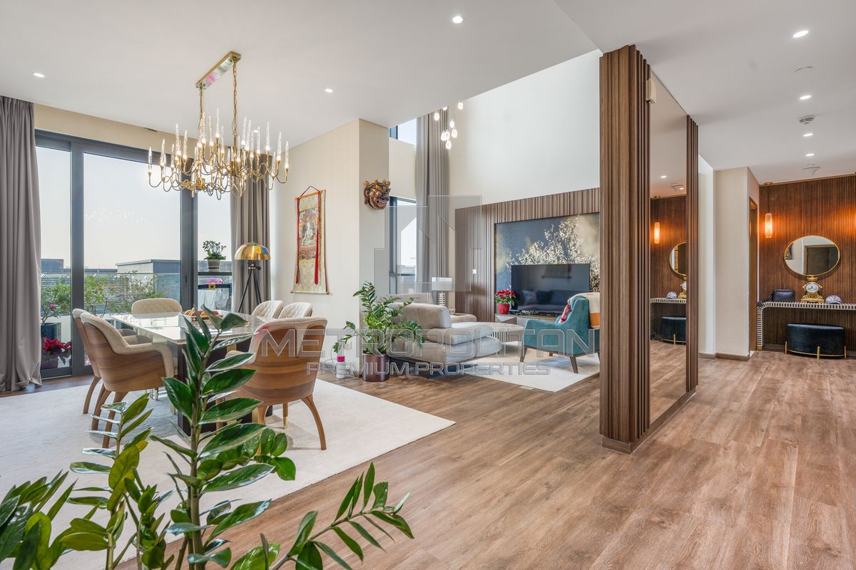 Бунгало в Дубае, ОАЭ, 263 м² - фото 1