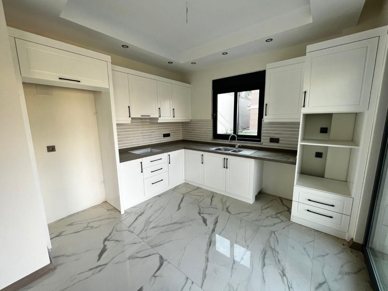 Вилла в Алании, Турция, 250 м² - фото 5