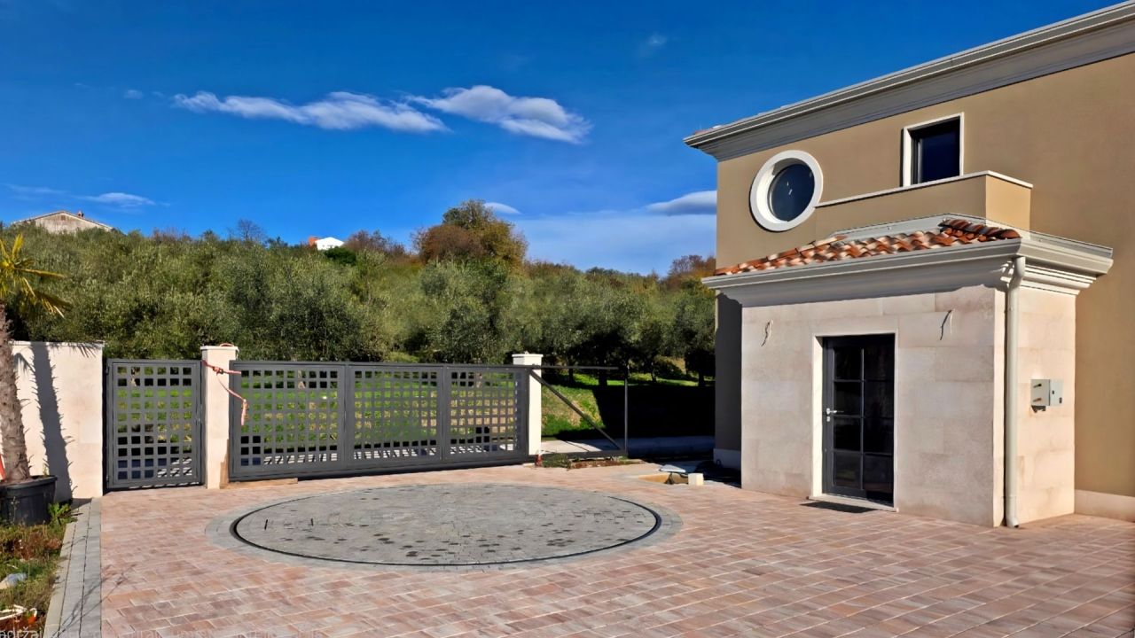 Вилла в Буйе, Хорватия, 384 м² - фото 5