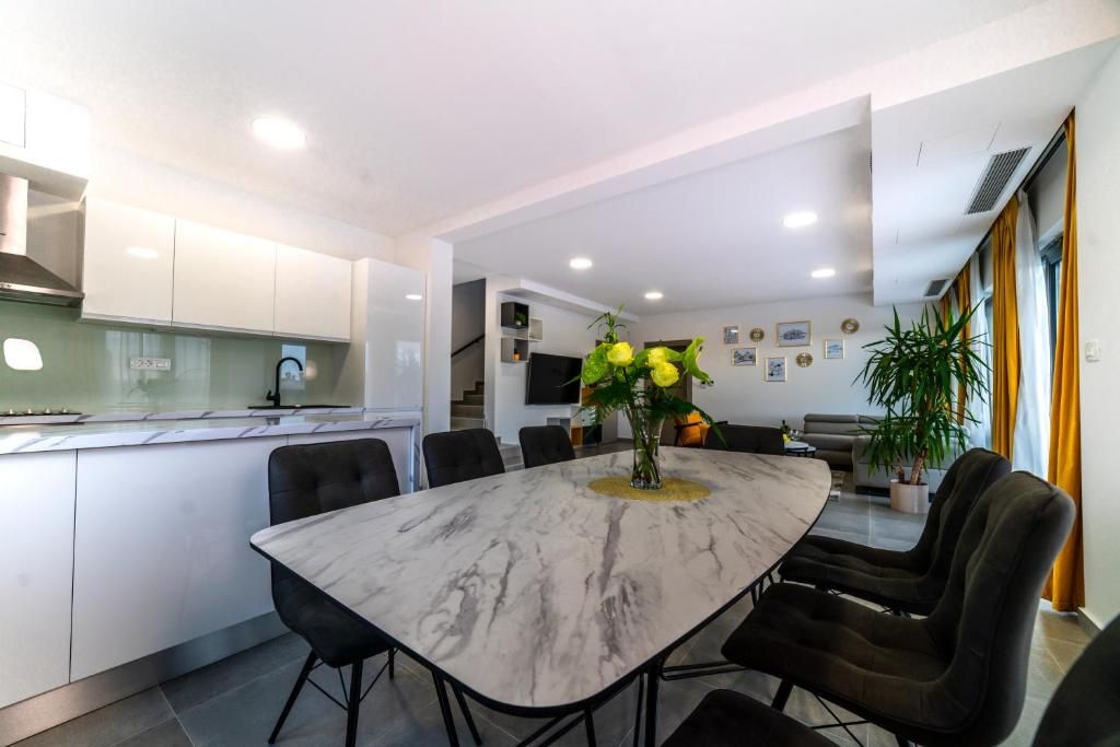 Вилла в Порече, Хорватия, 204 м² - фото 18