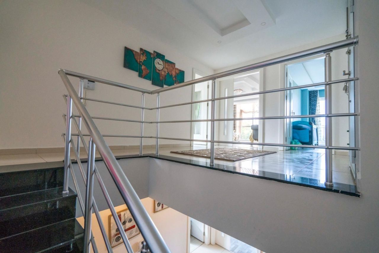 Пентхаус в Кестеле, Турция, 200 м² - фото 5