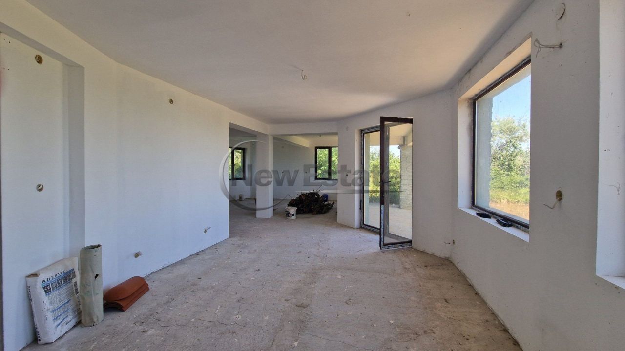 Дом в Тополе, Болгария, 248 м² - фото 7