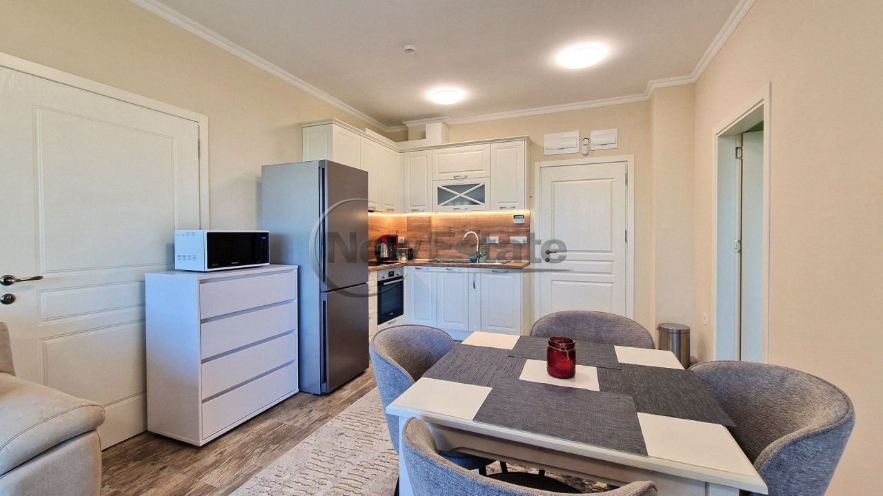 Апартаменты в Варне, Болгария, 156 м² - фото 8