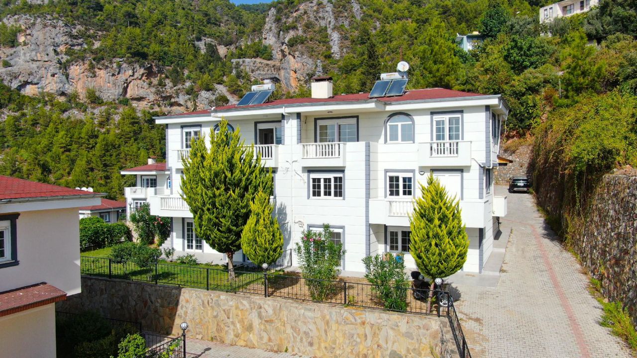 Вилла в Алании, Турция, 310 м² - фото 7