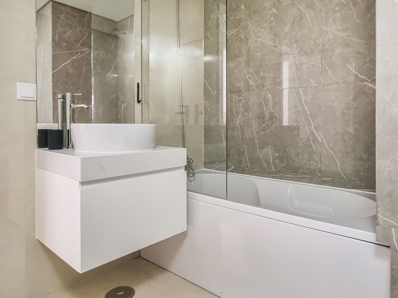 Квартира в Лиссабоне, Португалия, 130 м² - фото 16