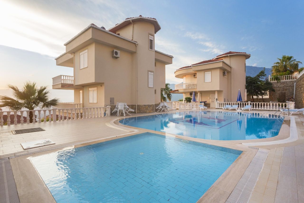 Вилла в Алании, Турция, 200 м² - фото 8