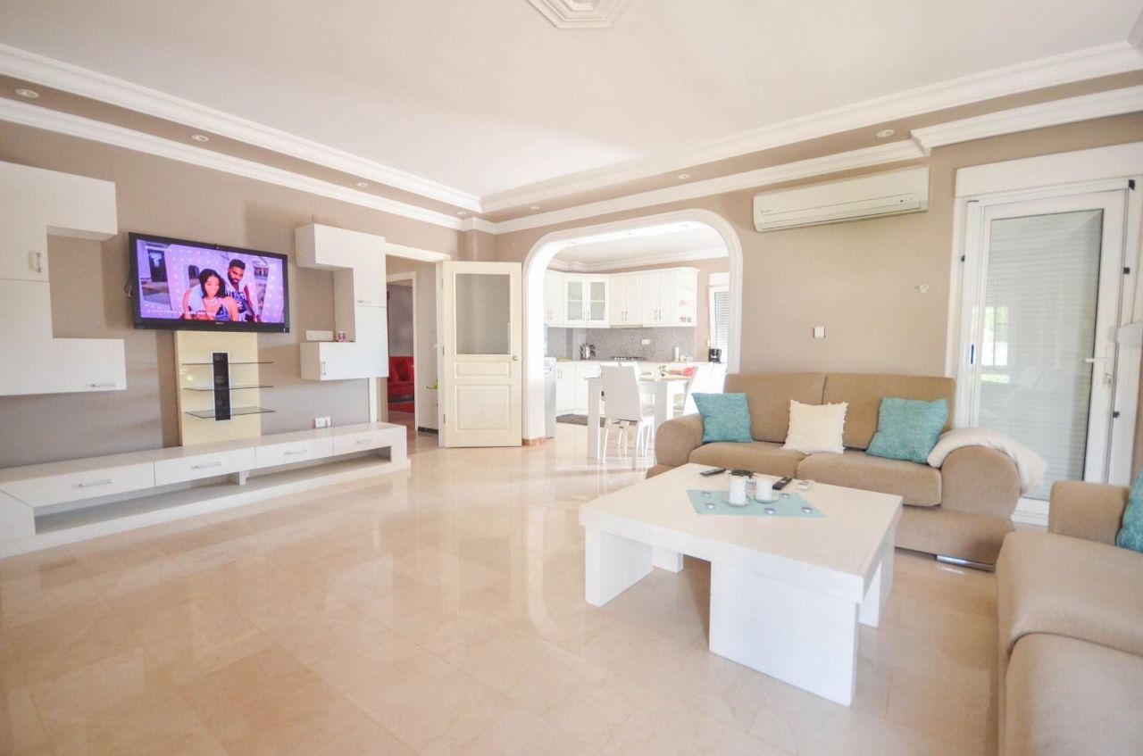 Вилла в Алании, Турция, 350 м² - фото 8