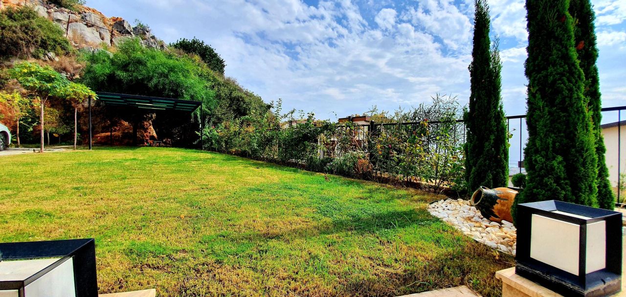 Вилла в Алании, Турция, 600 м² - фото 9