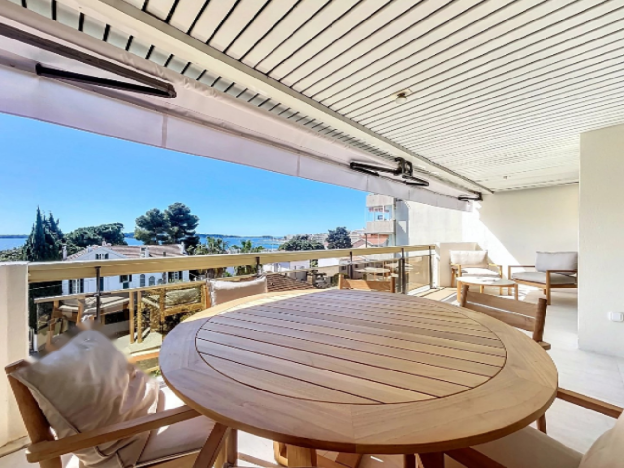 Квартира в Каннах, Франция, 98 м² - фото 1