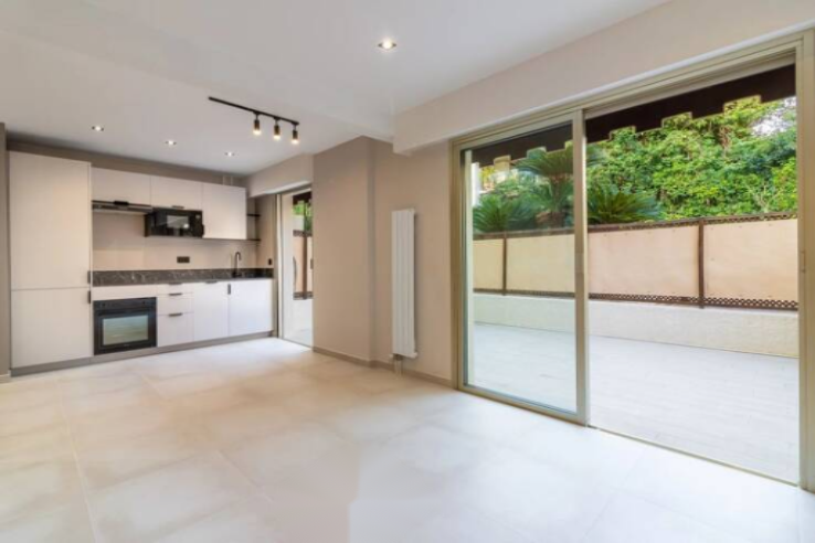 Квартира в Каннах, Франция, 36 м² - фото 1