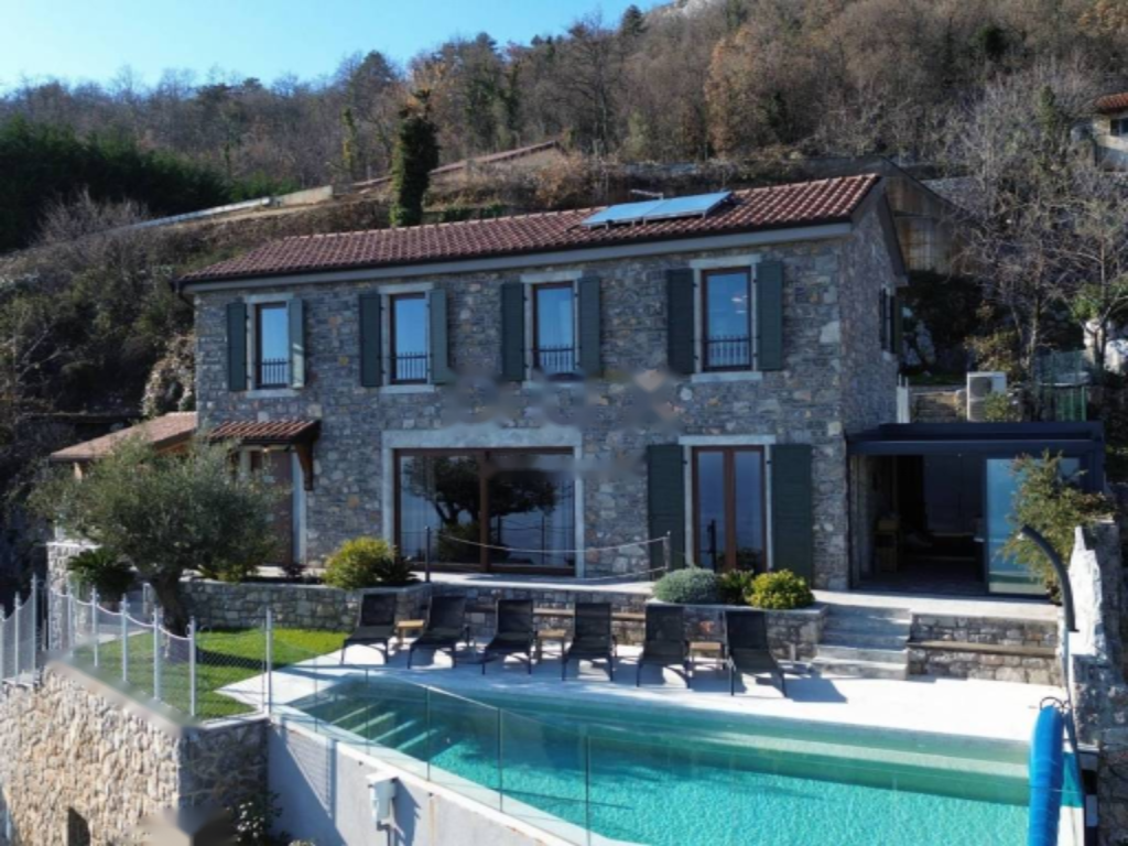 Дом в Опатии, Хорватия, 250 м² - фото 1