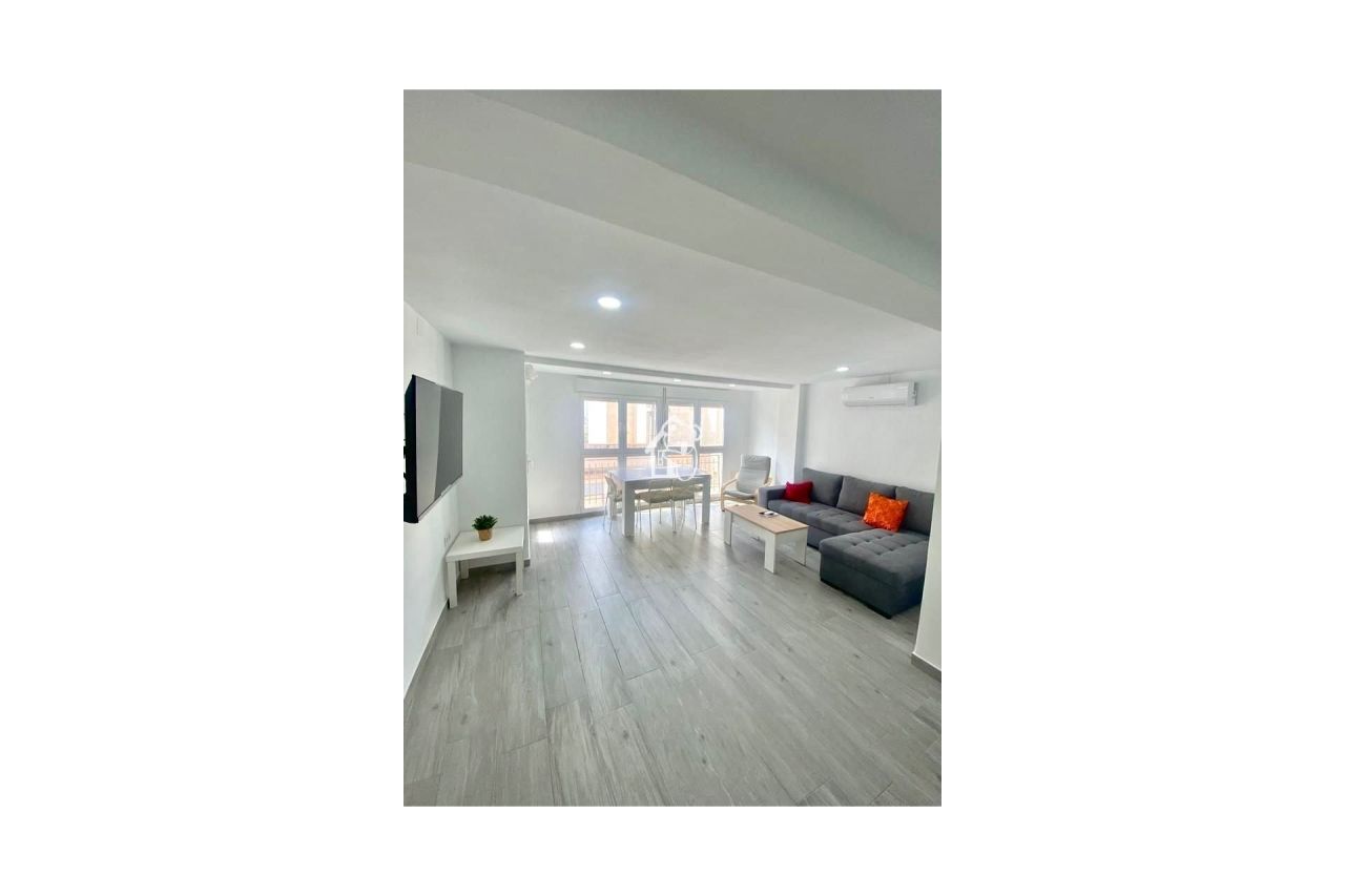 Апартаменты в Торревьехе, Испания, 90 м² - фото 2