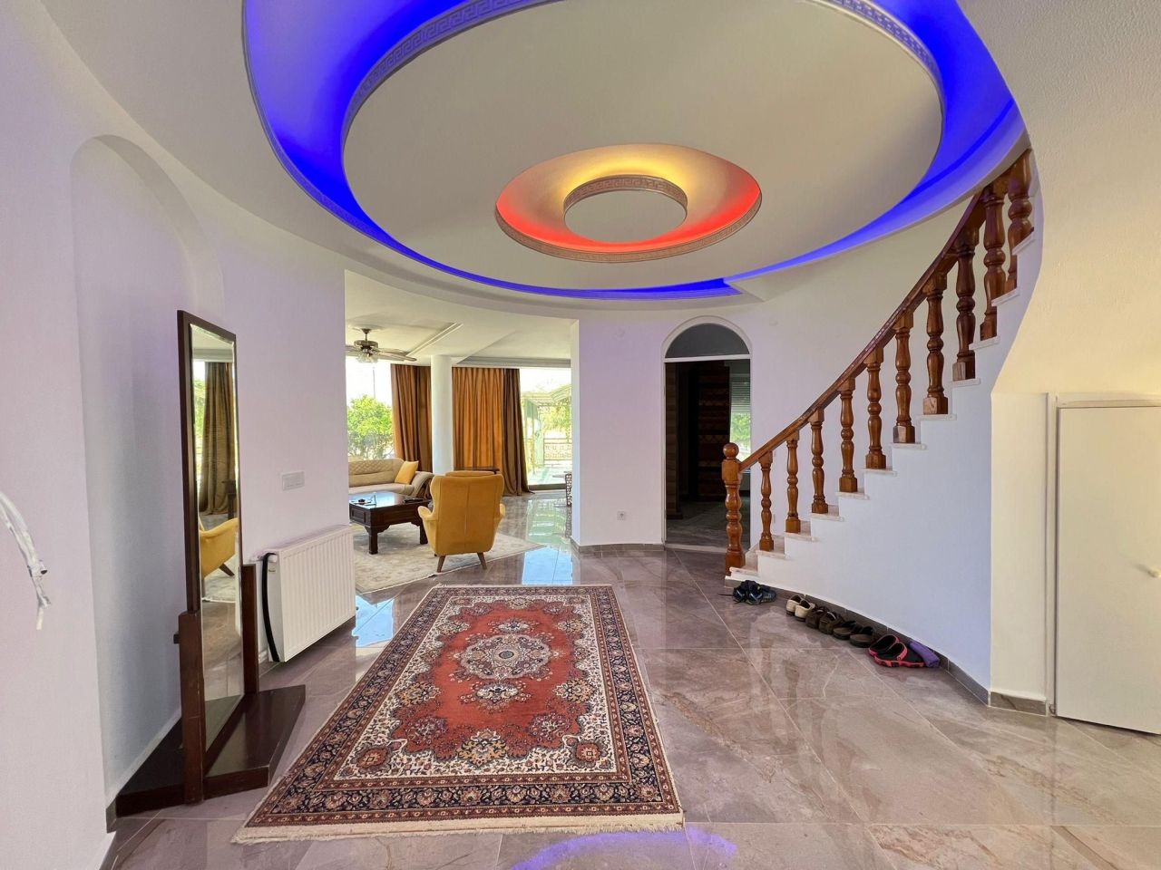 Вилла в Алании, Турция, 285 м² - фото 9