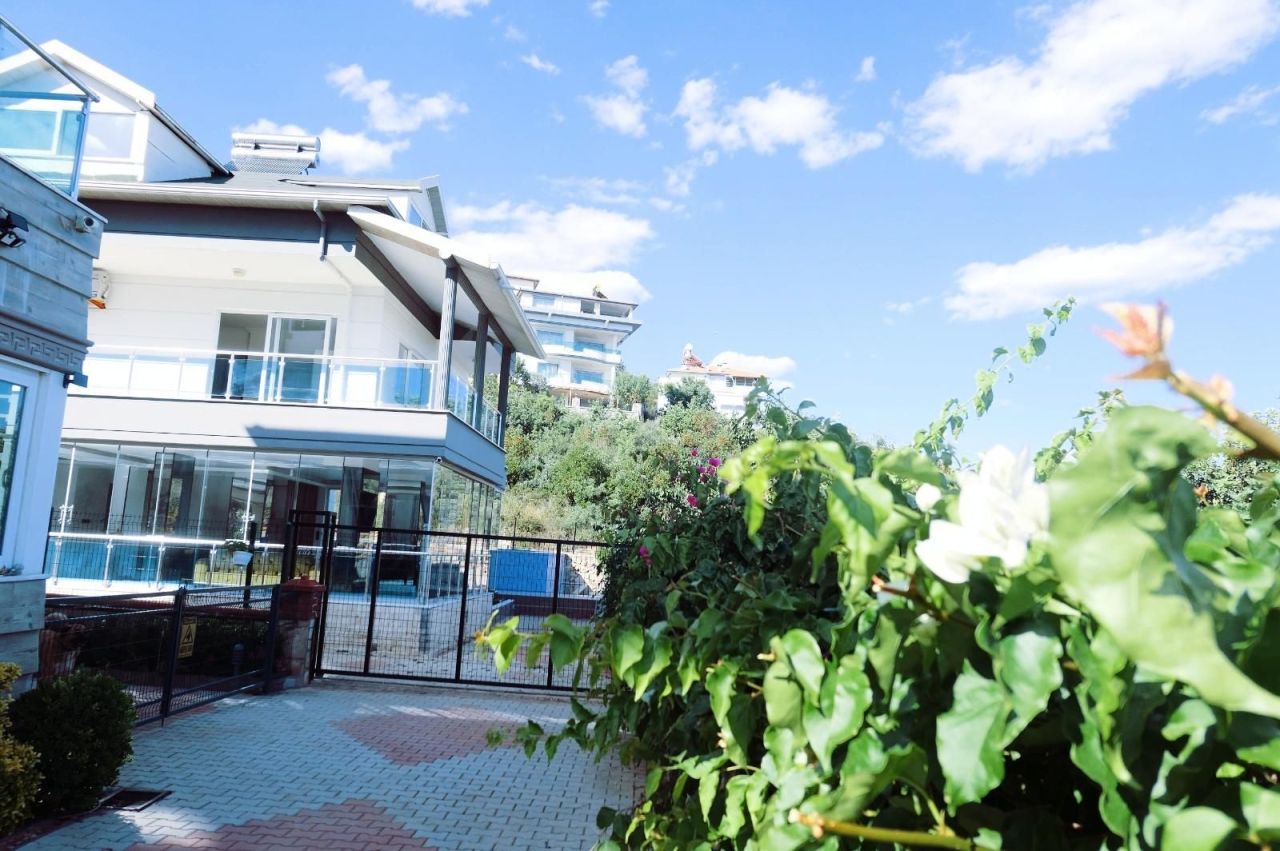 Вилла в Алании, Турция, 400 м² - фото 9