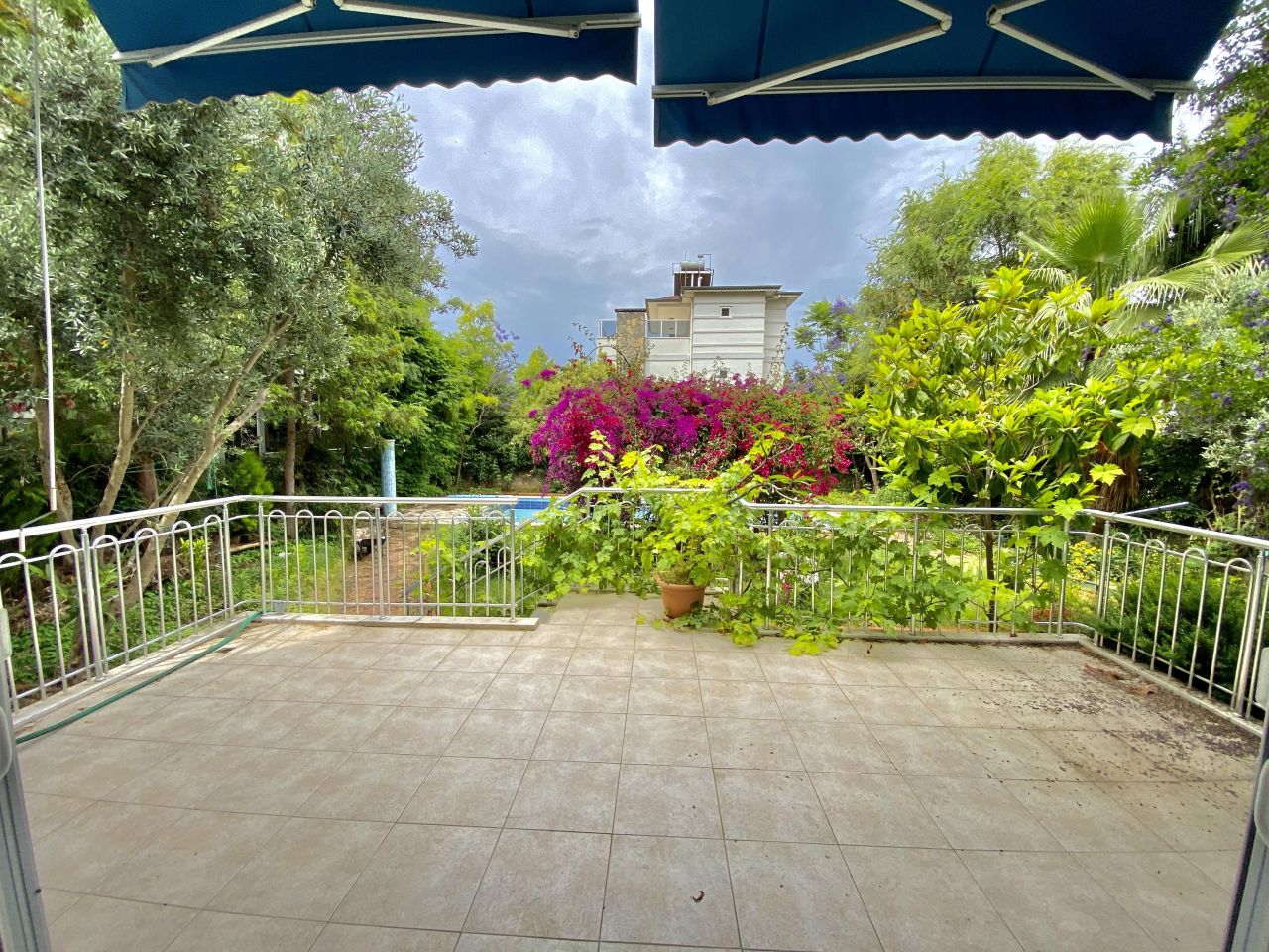 Вилла в Кестеле, Турция, 323 м² - фото 9