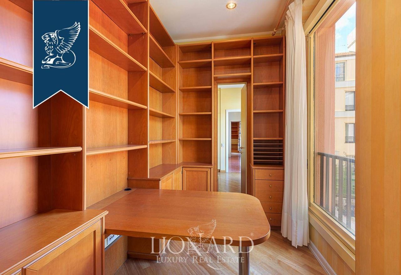 Апартаменты в Милане, Италия, 470 м² - фото 13