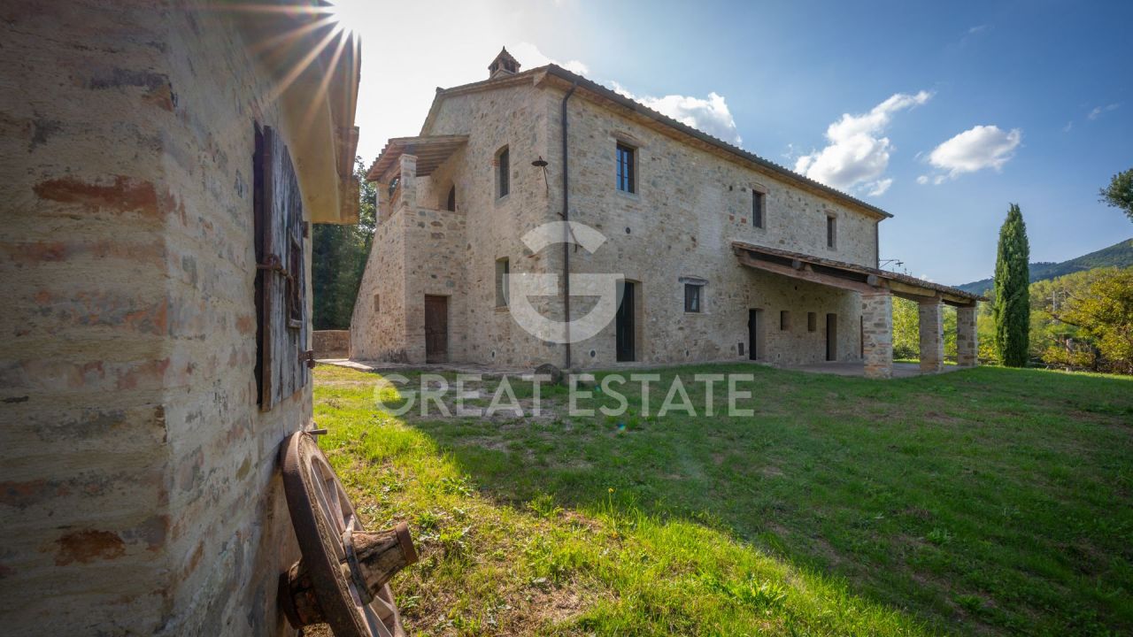 Дом в Умбертиде, Италия, 398.65 м² - фото 5