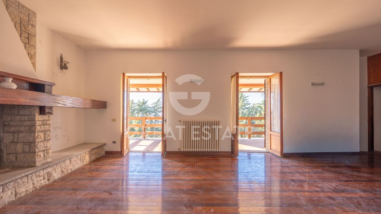 Дом в Монте-Кастелло-ди-Вибио, Италия, 356 м² - фото 11