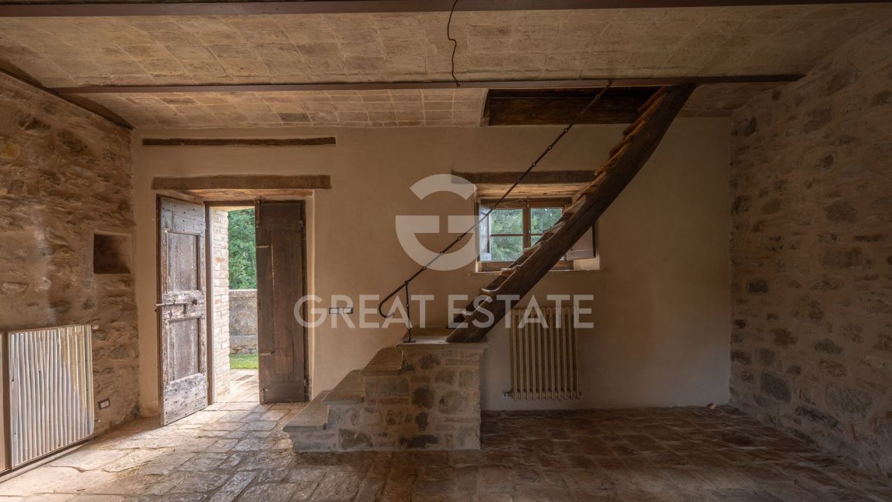Дом в Умбертиде, Италия, 398.65 м² - фото 16