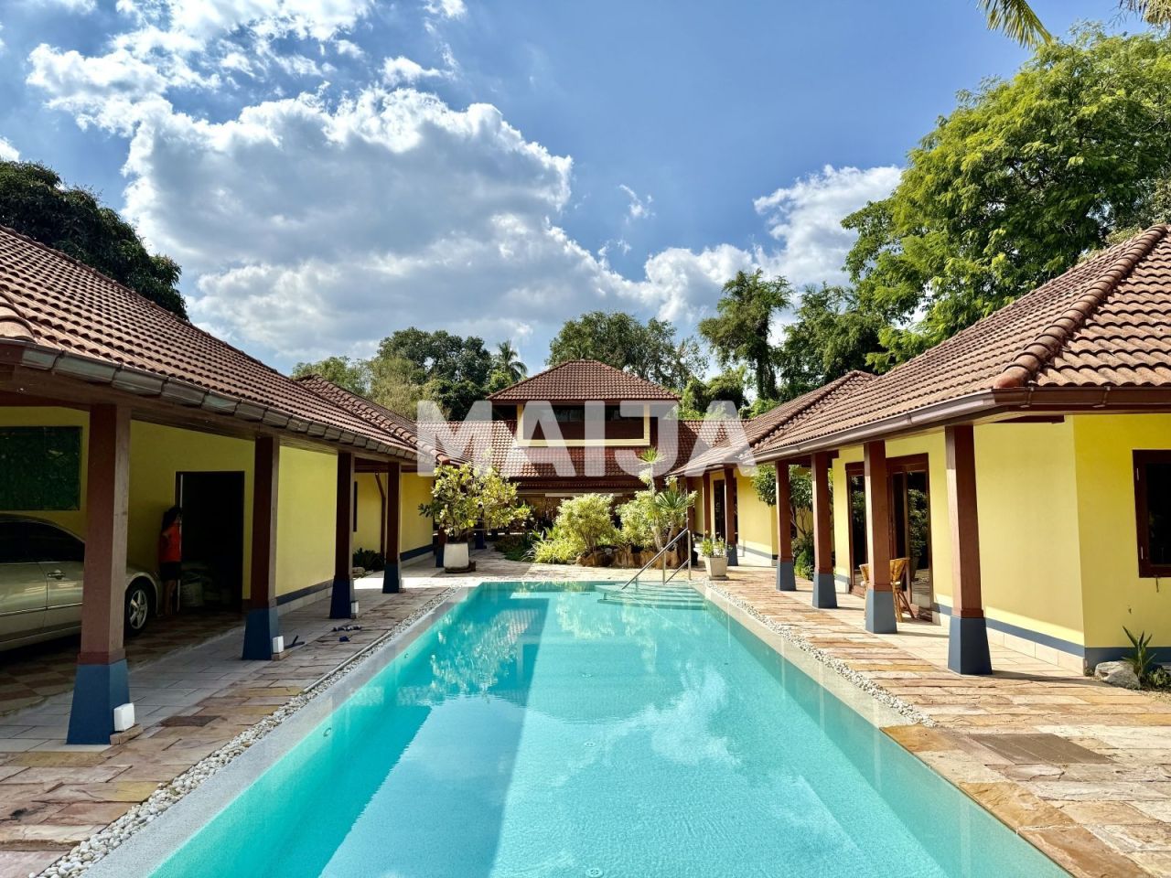 Вилла Sattahip, Таиланд, 1 000 м² - фото 2