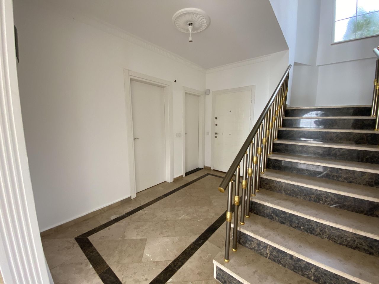 Вилла в Алании, Турция, 240 м² - фото 9