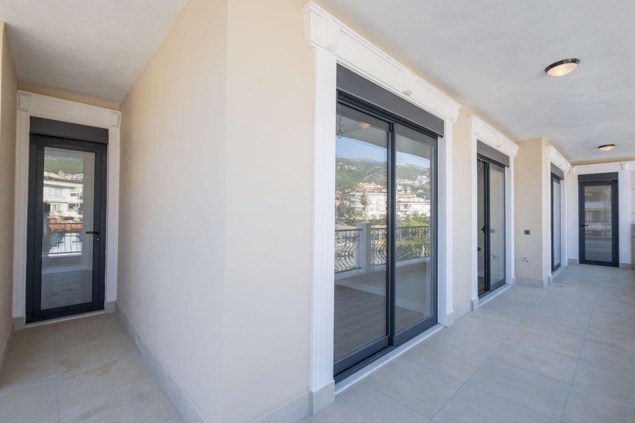 Квартира в Алании, Турция, 140 м² - фото 10