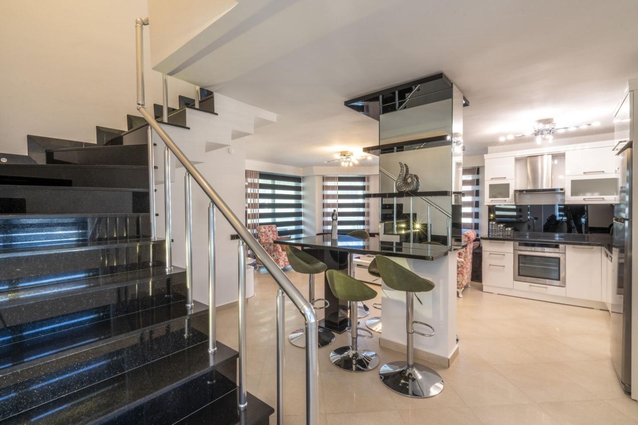 Квартира в Алании, Турция, 240 м² - фото 10