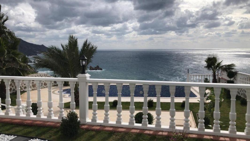 Квартира в Алании, Турция, 300 м² - фото 13