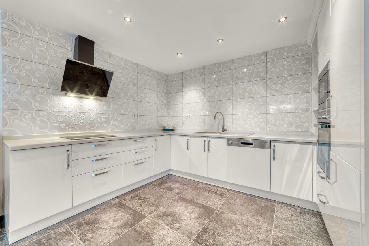 Квартира в Алании, Турция, 140 м² - фото 13