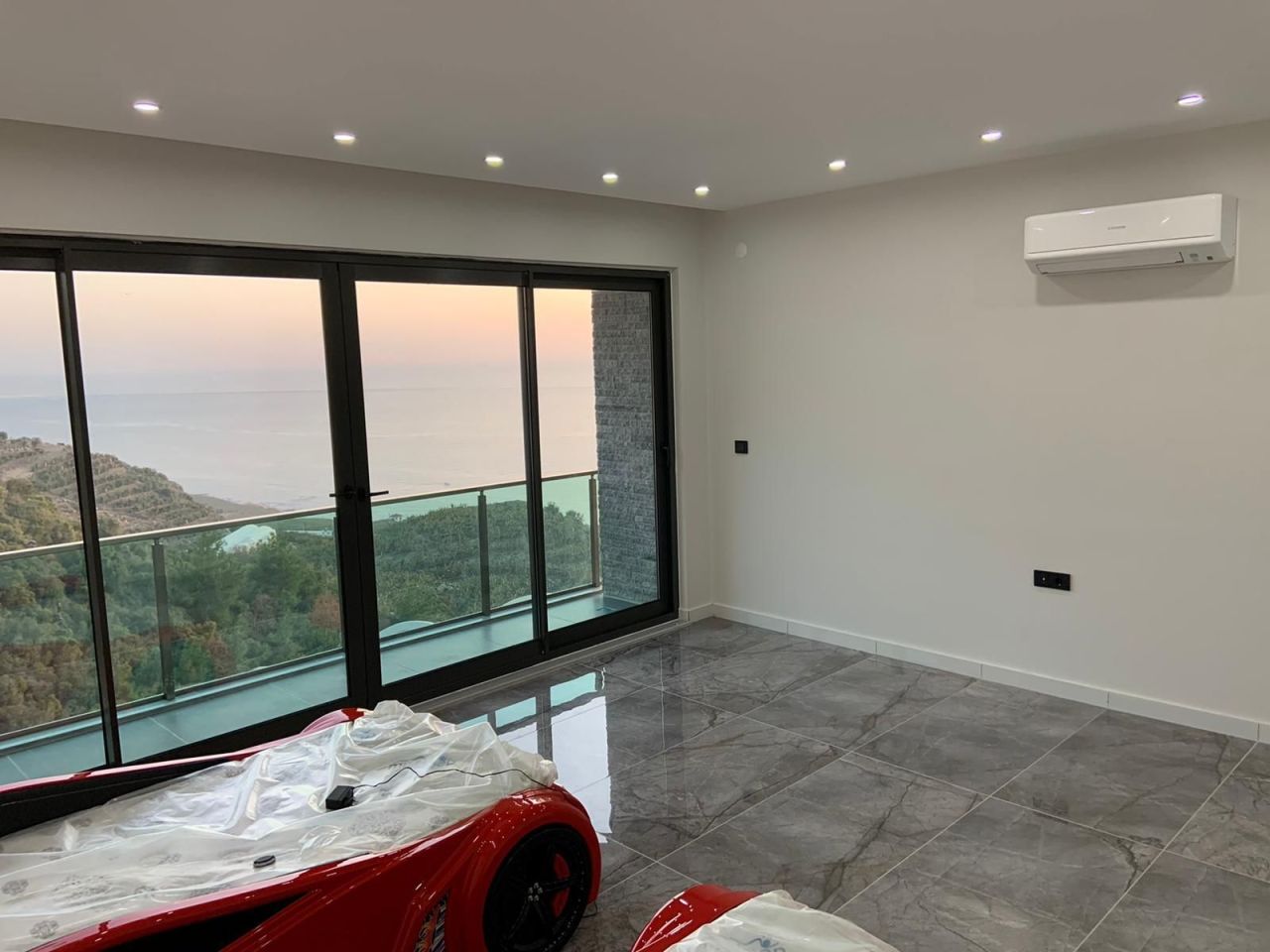 Вилла в Алании, Турция, 350 м² - фото 13