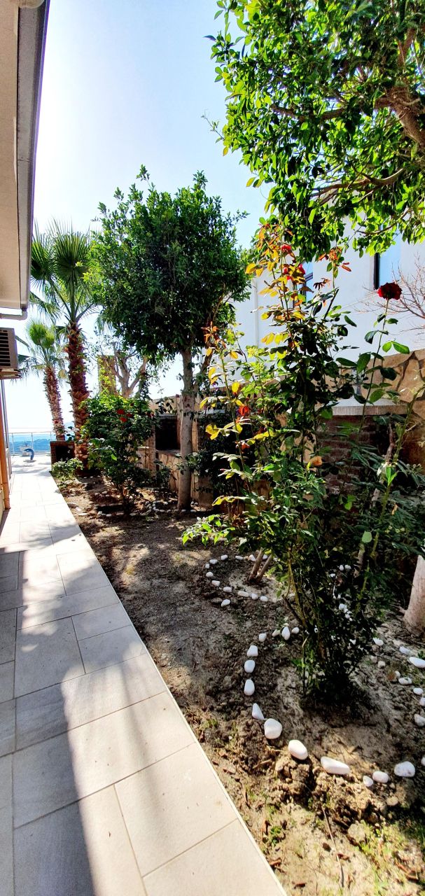 Вилла в Кестеле, Турция, 210 м² - фото 13